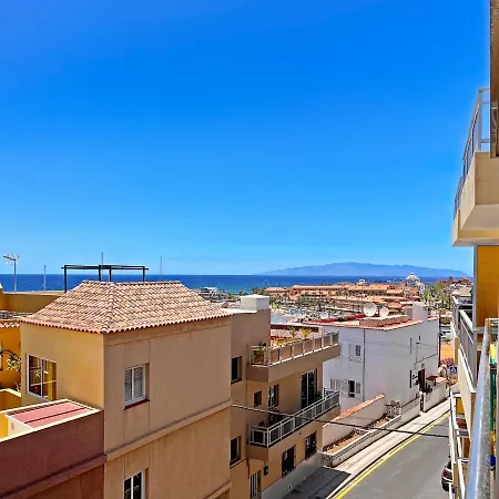 Sea View Apartment In 150 M To Las Vistas Beach